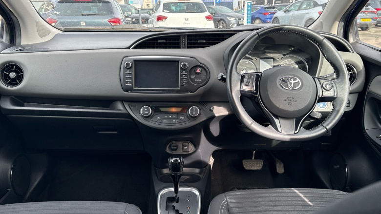 Toyota Yaris 1.5 Hybrid Icon Tech 5dr CVT Hybrid Hatchback